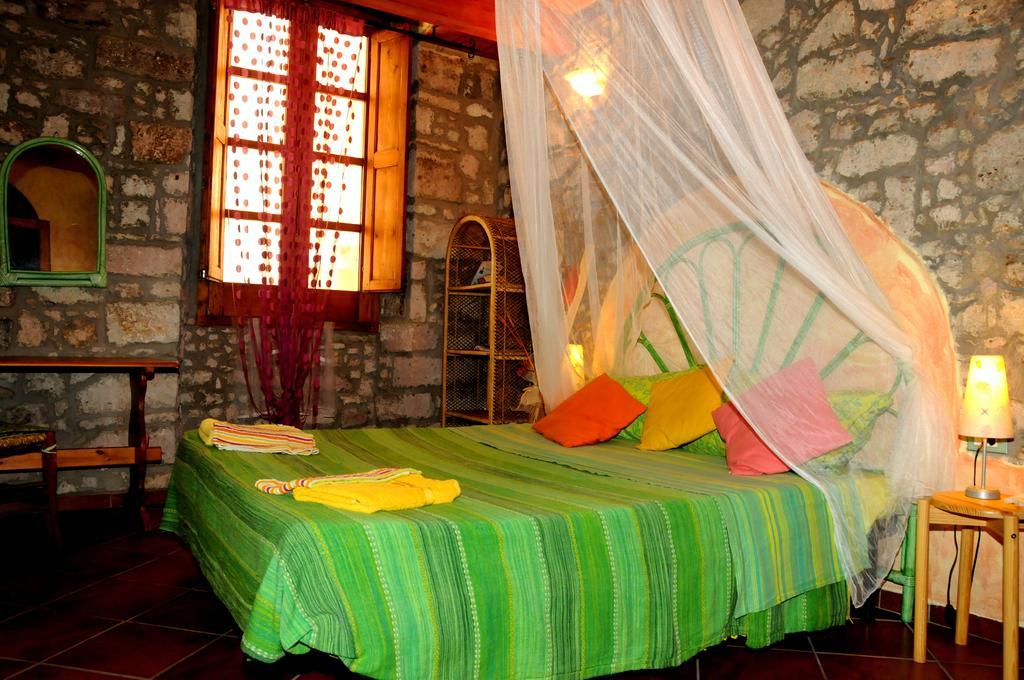 Agriturismo Su'E Lentu Bosa Bilik gambar